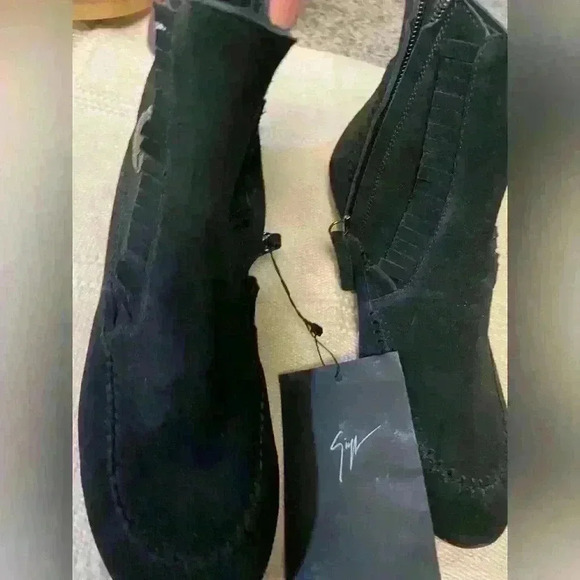 Giuseppe Zanotti Dalila Suede Fringe Boots - Picture 2 of 13